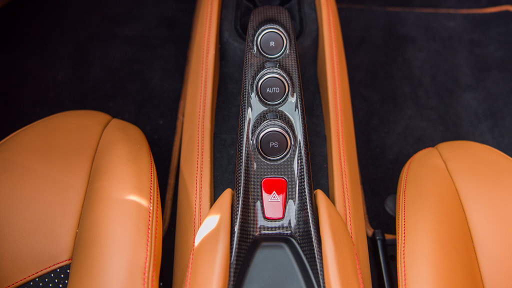 Certified 2023 Ferrari F8 Tributo RWD image 25