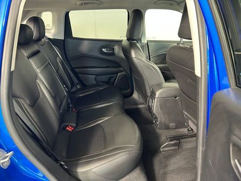 Used 2019 Jeep Compass Latitude image 28