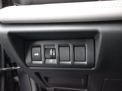 Used 2025 Subaru Legacy Limited image 20