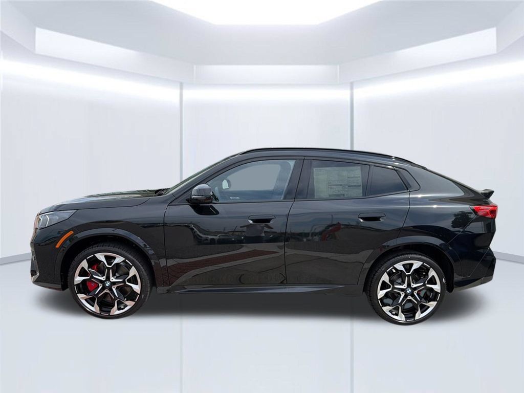 New 2026 BMW X2 xDrive28i w/ Technology Package AWD/4WD image 3