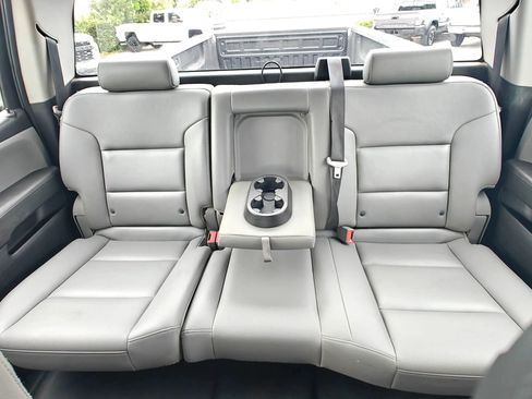 Used 2019 Chevrolet Silverado 2500 W/T AWD/4WD image 16