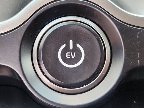New 2026 Kia EV6 Wind AWD/4WD image 22