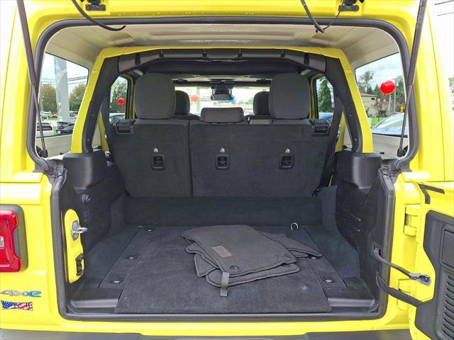 Certified 2024 Jeep Wrangler Unlimited Sahara AWD/4WD image 18