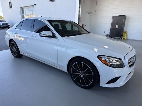 Used 2021 Mercedes-Benz C 300 Sedan image 5