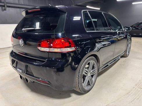 Used 2012 Volkswagen Golf 4-Door image 2