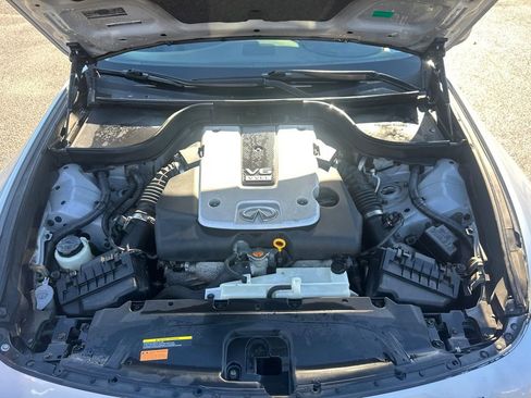 Used 2013 INFINITI G37 x w/ Premium Pkg image 11