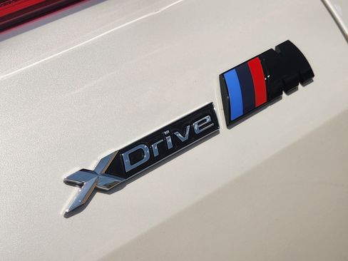 Used 2026 BMW X6 xDrive40i AWD/4WD image 31