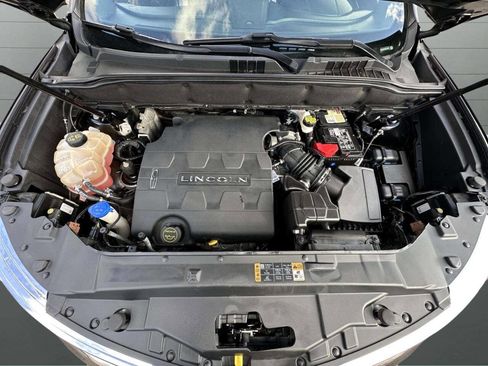 Used 2018 Lincoln MKX Reserve w/ Lincoln MKX Climate Package image 26