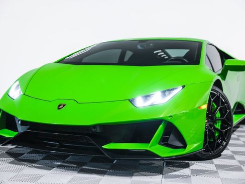 Used 2020 Lamborghini Huracan EVO AWD/4WD image 12