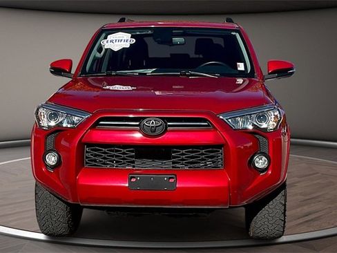 Used 2020 Toyota 4Runner SR5 image 3