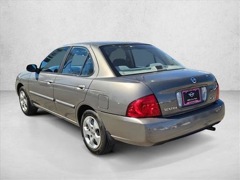 Used 2004 Nissan Sentra S FWD image 8