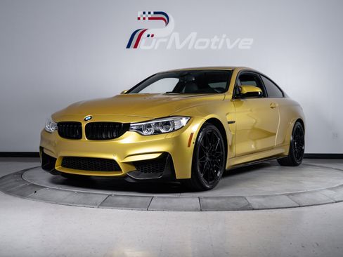 Used 2015 BMW M4 Coupe RWD image 1