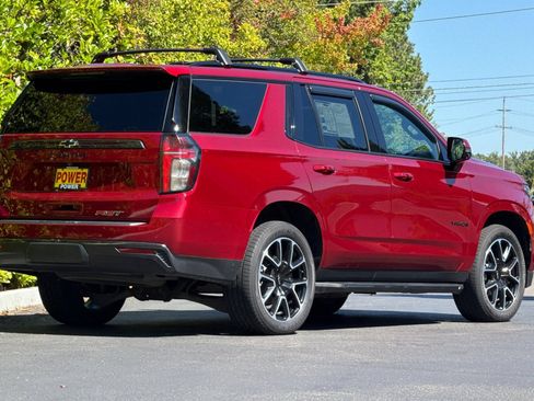 Used 2021 Chevrolet Tahoe RST w/ Luxury Package AWD/4WD image 4