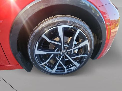 Used 2024 Toyota Prius Prime FWD image 19