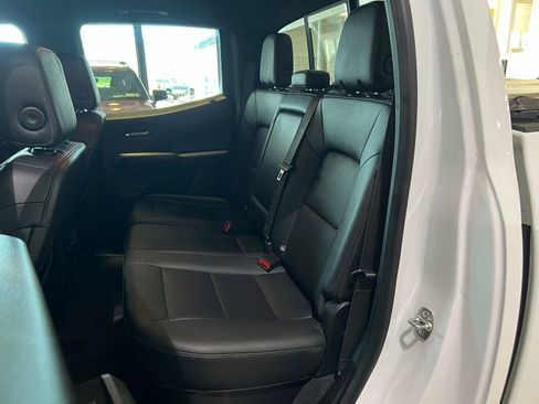 Used 2024 Chevrolet Colorado LT w/ LT Convenience Package III AWD/4WD image 15