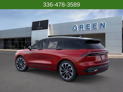 New 2026 Lincoln Nautilus Reserve image 4