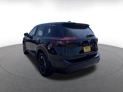 Used 2025 Nissan Rogue SV AWD/4WD image 11