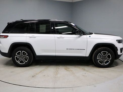 Used 2022 Jeep Grand Cherokee Trailhawk image 14