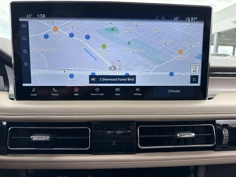 Certified 2023 Lincoln Nautilus AWD w/ Premium Package image 23