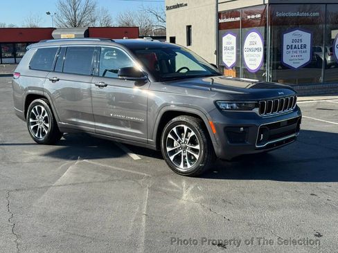 Used 2021 Jeep Grand Cherokee L Overland w/ Luxury Tech Group IV image 3