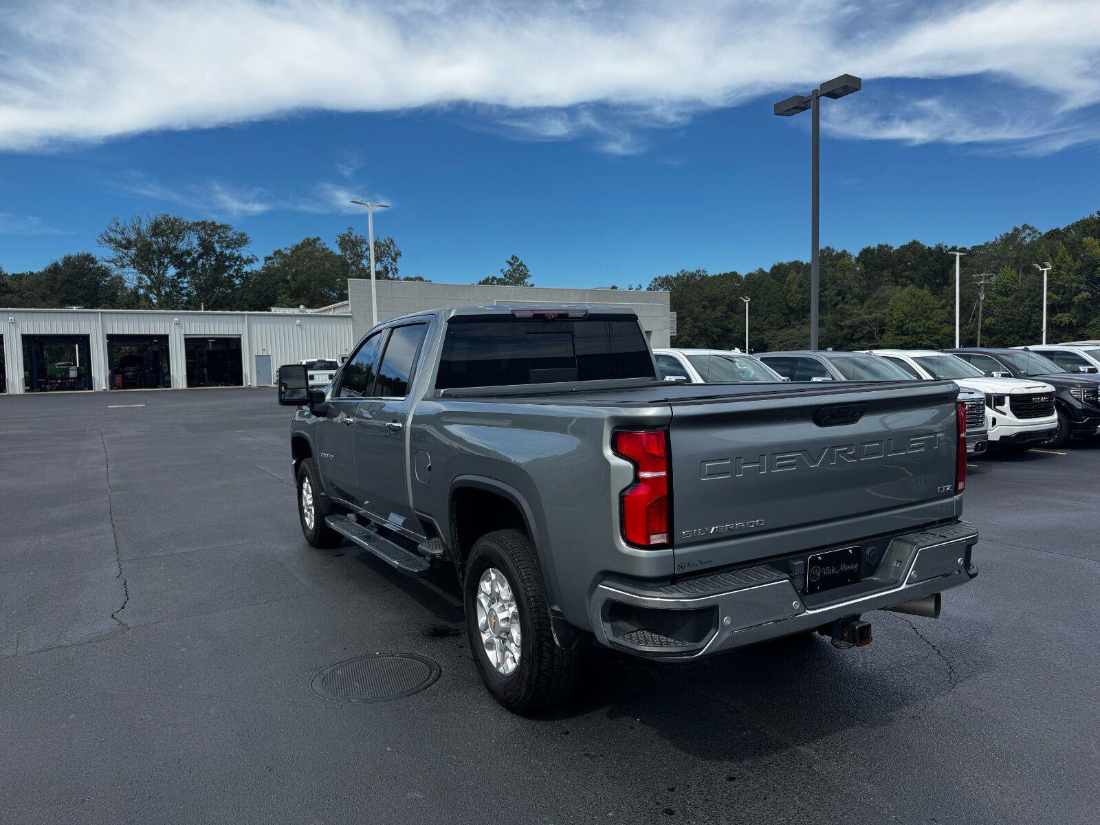 Used 2024 Chevrolet Silverado 2500 LTZ w/ LTZ Plus Package AWD/4WD image 7