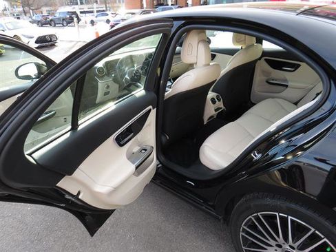 Certified 2022 Mercedes-Benz C 300 C 300 4MATIC image 20