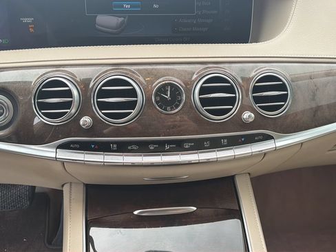 Used 2019 Mercedes-Benz S 450 Sedan image 35