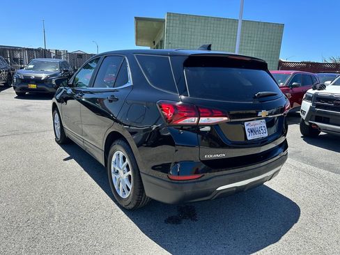Used 2024 Chevrolet Equinox LT FWD image 5