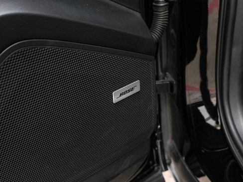 Used 2019 Porsche Cayenne Turbo image 51