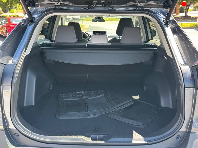 Used 2024 Toyota RAV4 XLE w/ Convenience Package FWD image 5