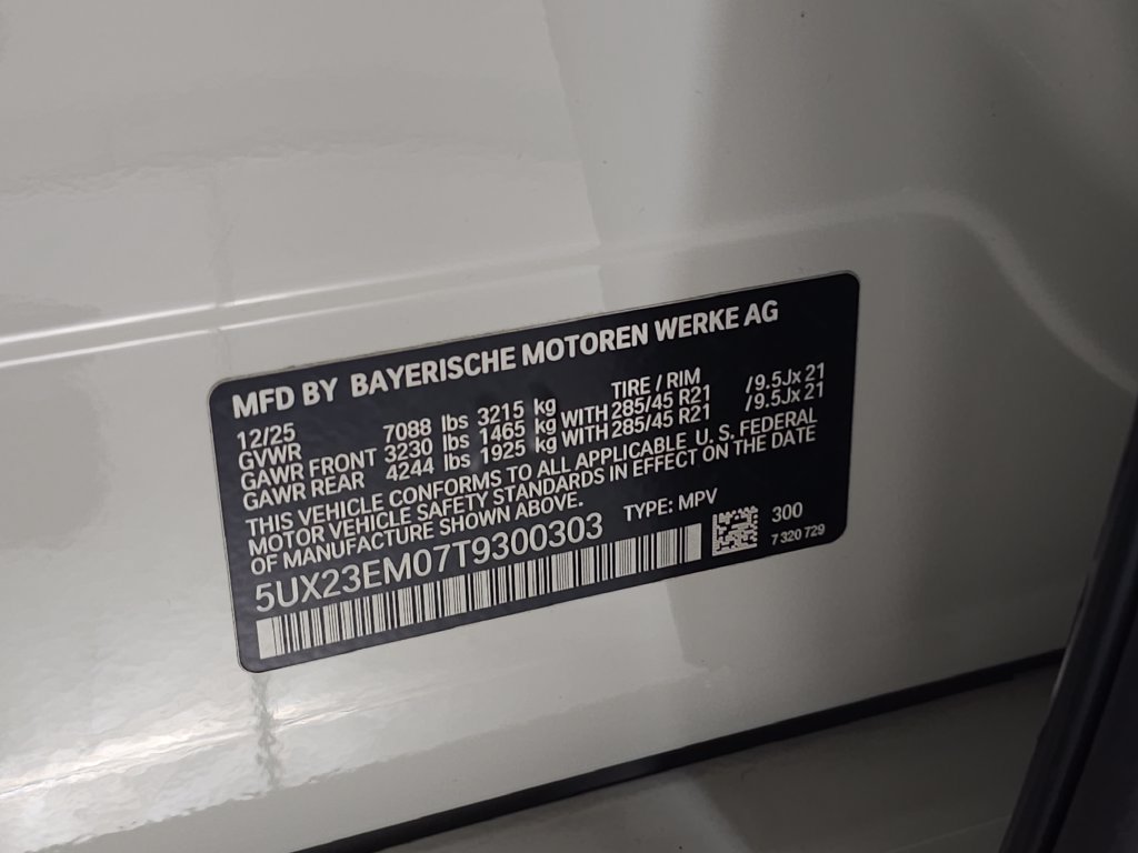 Used 2026 BMW X7 xDrive40i w/ Premium Package AWD/4WD image 43