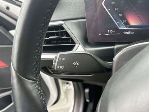 Used 2023 BMW 330i xDrive Sedan w/ Premium Package image 24