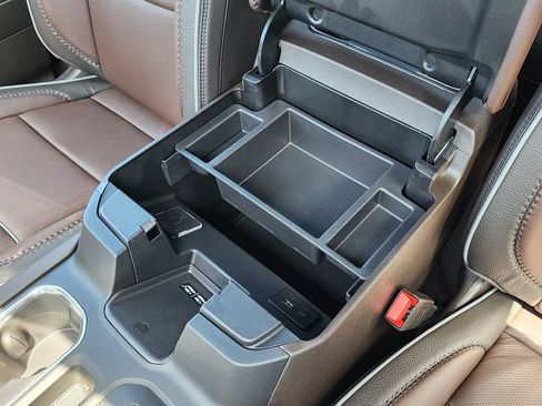 New 2026 GMC Sierra 1500 Denali AWD/4WD image 33