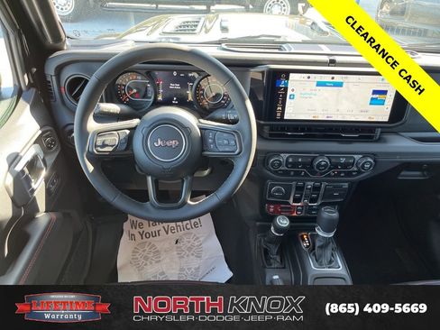 New 2025 Jeep Gladiator Rubicon image 12