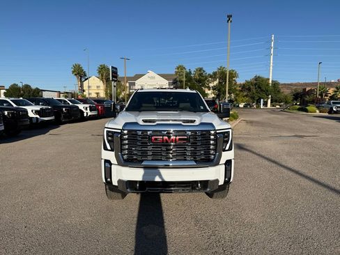 New 2026 GMC Sierra 3500 Denali w/ Denali Reserve Package image 2