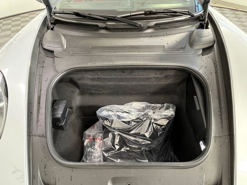 Used 2025 Porsche 911 Carrera image 17