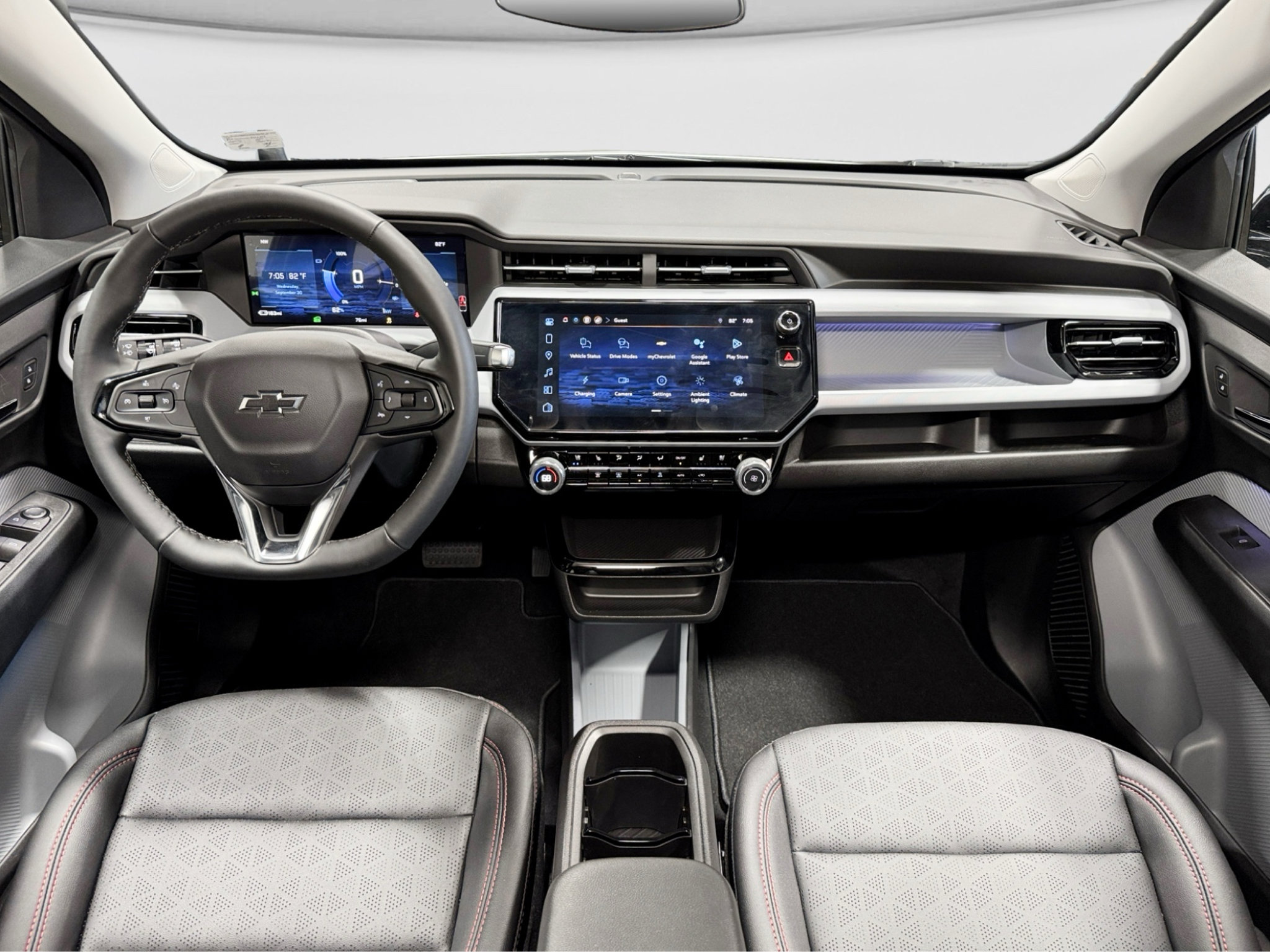 Used 2027 Chevrolet Bolt RS FWD image 18
