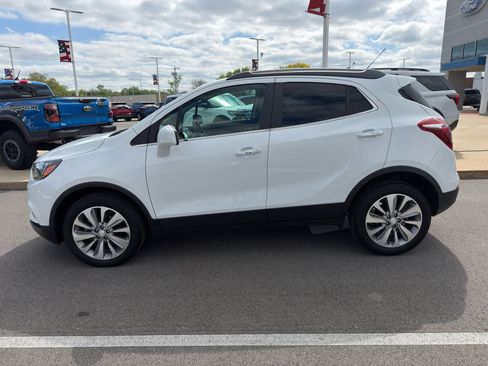 Used 2020 Buick Encore Preferred w/ Safety Package AWD/4WD image 5