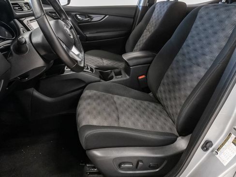 Used 2022 Nissan Rogue Sport SV AWD/4WD image 10