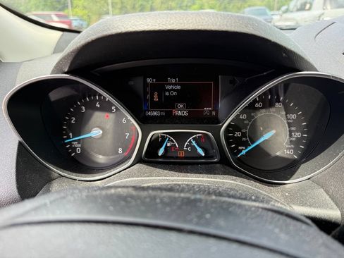 Used 2018 Ford Escape Titanium w/ Ford Safe & Smart Package AWD/4WD image 6