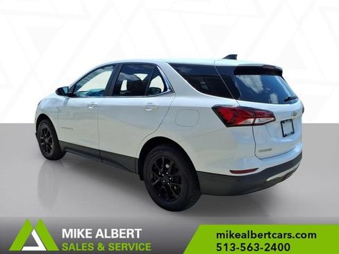 Used 2022 Chevrolet Equinox LT w/ Driver Convenience Package AWD/4WD image 5