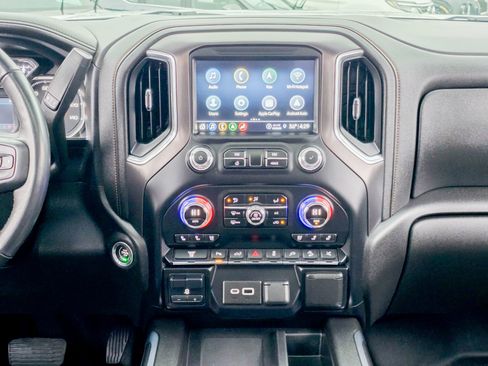 Used 2022 GMC Sierra 3500 AT4 w/ AT4 Preferred Package image 36