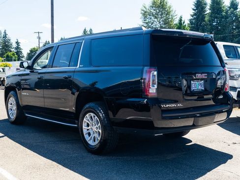 Used 2019 GMC Yukon XL SLT w/ Open Road Package AWD/4WD image 5