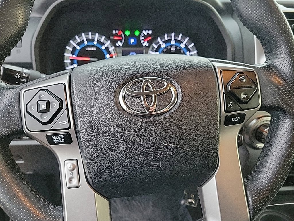 Used 2017 Toyota 4Runner SR5 Premium AWD/4WD image 9