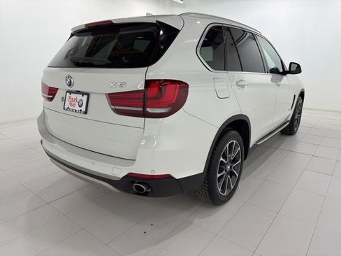 Used 2017 BMW X5 xDrive35d image 5