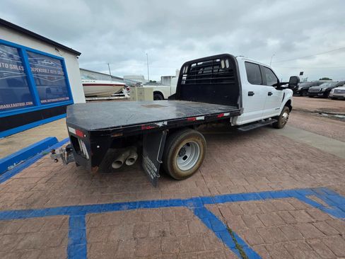 Used 2019 Ford F350 XL w/ Power Equipment Group AWD/4WD image 4