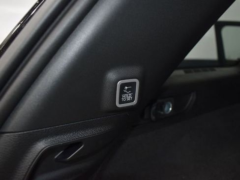 New 2025 Jeep Grand Cherokee Summit image 36