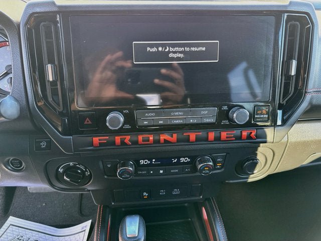 Used 2025 Nissan Frontier PRO-4X AWD/4WD image 12