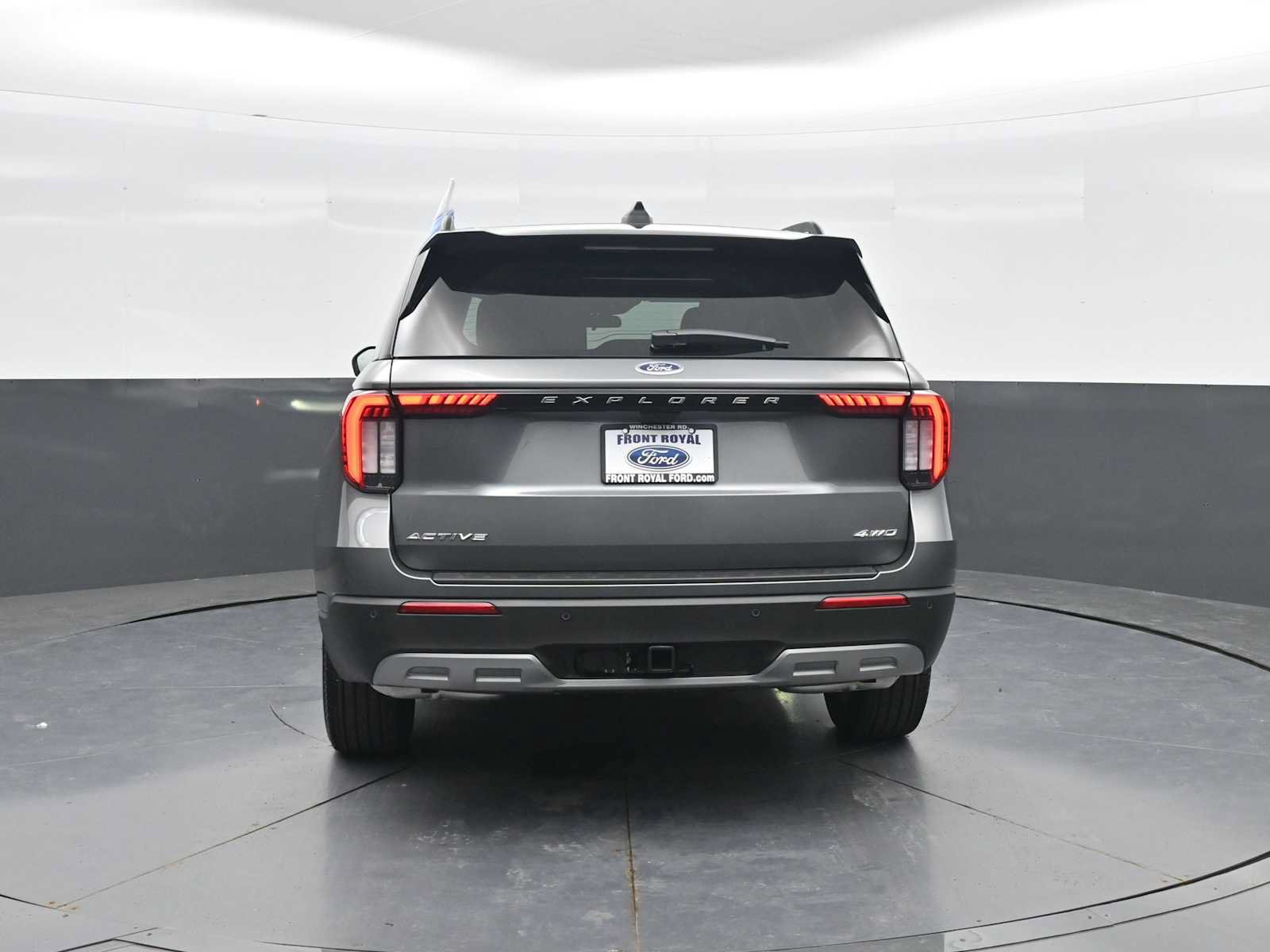Used 2026 Ford Explorer Active w/ Active Comfort Package AWD/4WD image 6