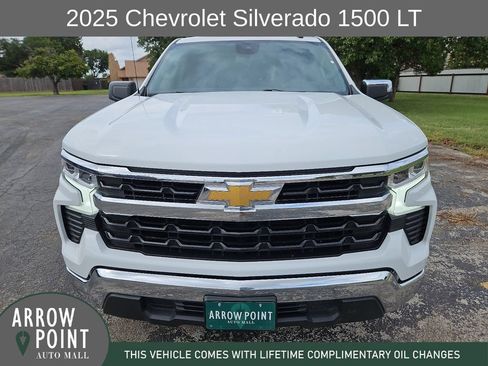 Used 2025 Chevrolet Silverado 1500 LT RWD image 3